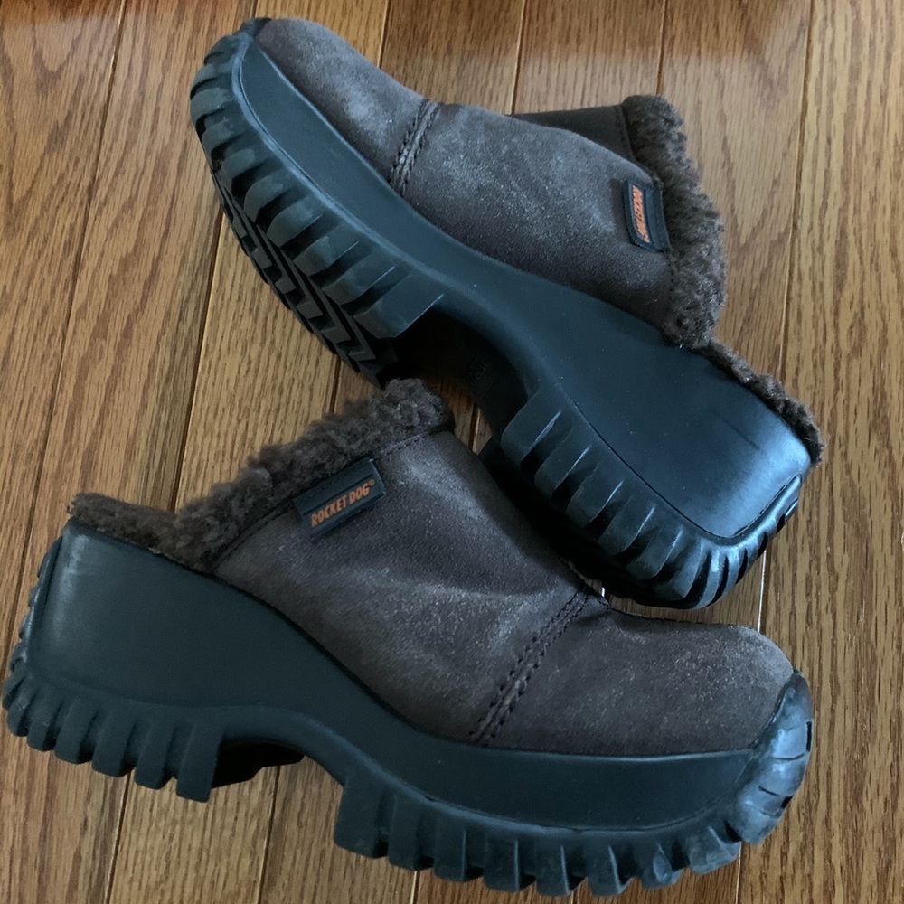 Rocket Dog brand Women’s clogs